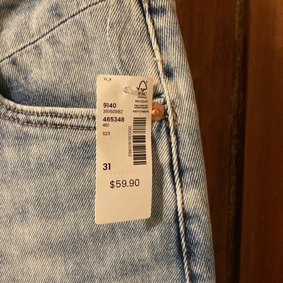 R jeans , size 31 waist, Jean, front slit, four pockets - Picture 3 of 4